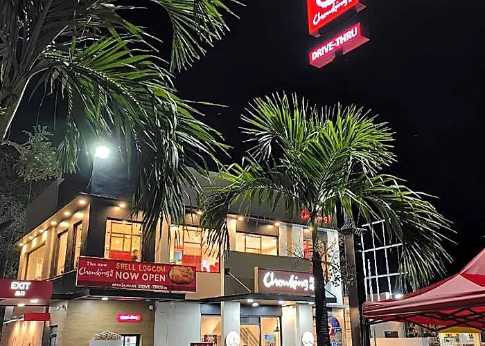2br Condotel Ridgewood Near Naia T3, Bgc & Venice Manila