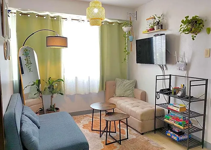 Hotel 2br Condotel Ridgewood Near Naia T3, Bgc & Venice Manila