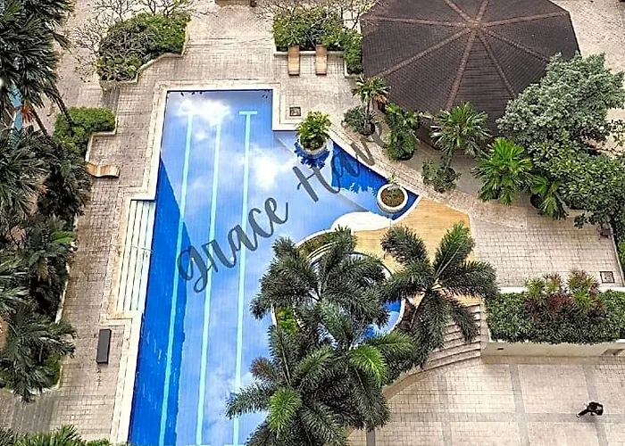 2br Condotel Ridgewood Near Naia T3, Bgc & Venice Manila